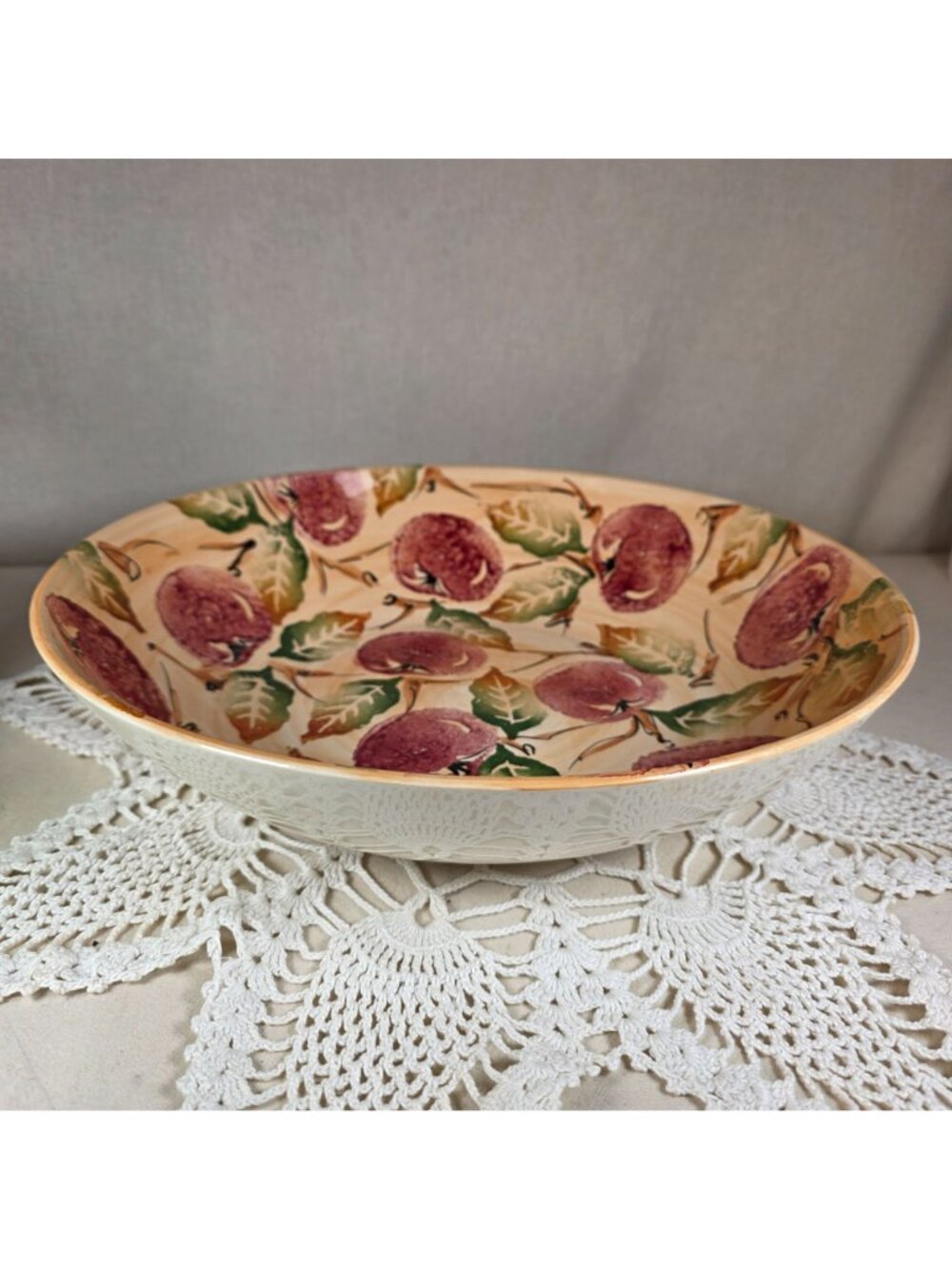 Large Vintage Portugal Ceramic Bowl With Hand-Painted Apples & Leaves - 13" Diam - Picture 3 of 5
